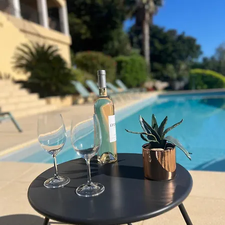 住宿加早餐酒店 La Bastide D'aiguebelle