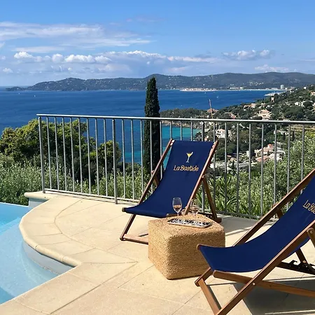 La Bastide D'aiguebelle * Ле-Лаванду